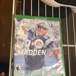 A Xbox 1 game madden17